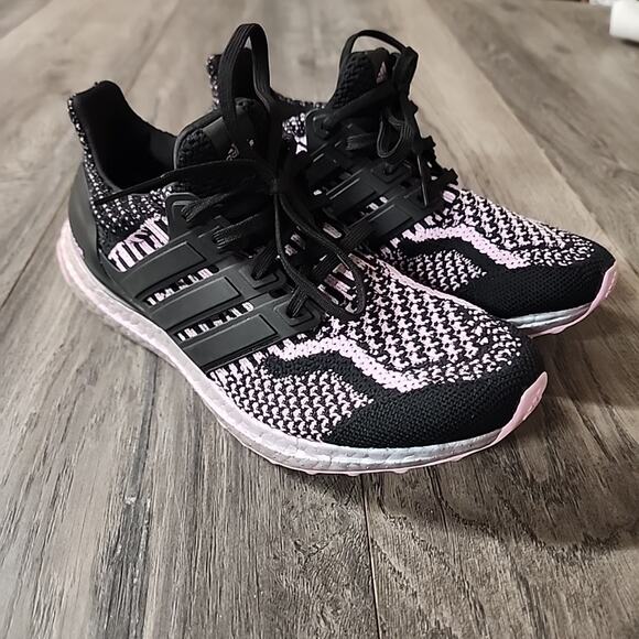 Adidas Ultraboost 5.0 DNA Black Pink Womens US Size 7.5 HP2477 Running Shoes - Picture 1 of 9